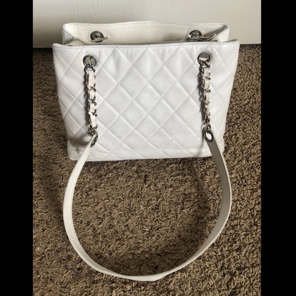 Chanel timeless Matelasse caviar skin tote bag - Picture 3 of 8